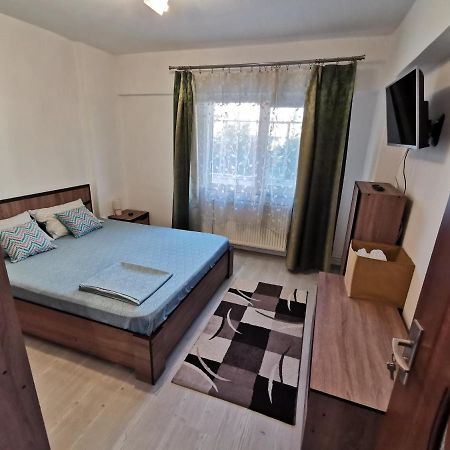 Apartament Vrevents Deva Exteriör bild