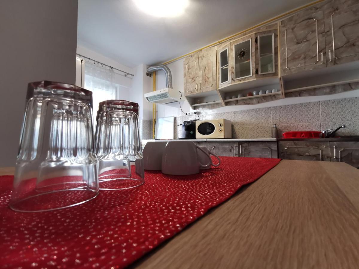 Apartament Vrevents Deva Exteriör bild